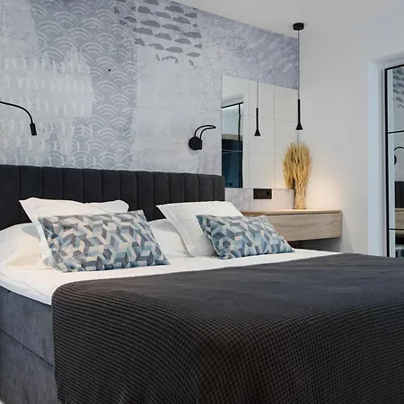 Sunset Bay Luxury Lejlighed