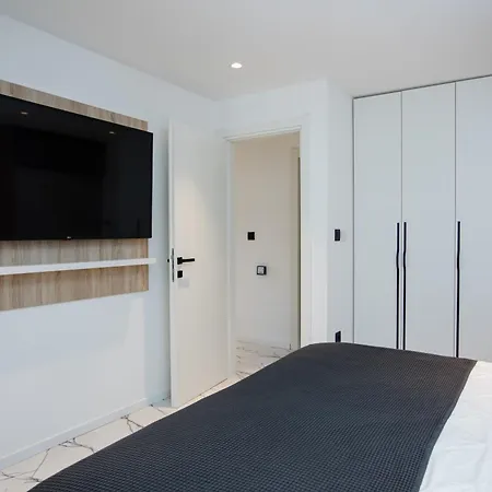 Sunset Bay Luxury Lejlighed *