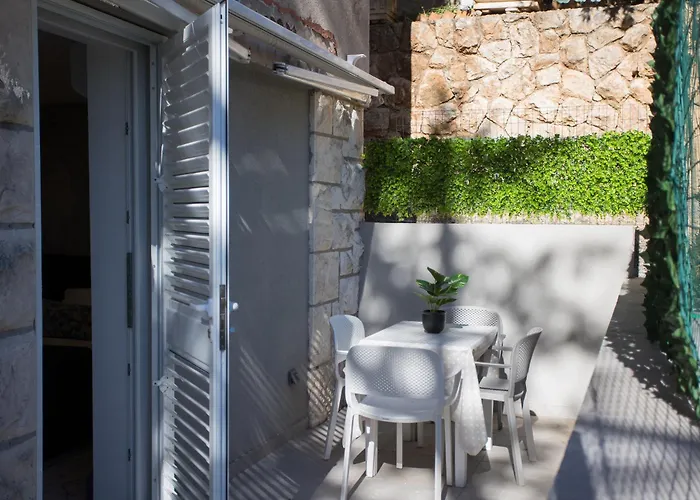 Sunset Bay Luxury Appartement *