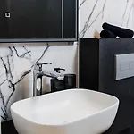 Sunset Bay Luxury